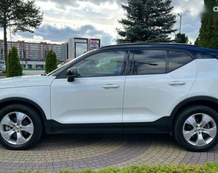 Вольво XC40, объемом двигателя 2 л и пробегом 126 тыс. км за 20900 $, фото 3 на Automoto.ua