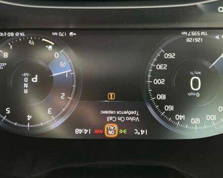 Вольво XC40, объемом двигателя 2 л и пробегом 126 тыс. км за 20900 $, фото 13 на Automoto.ua