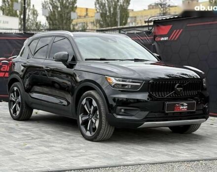 Вольво XC40, объемом двигателя 2 л и пробегом 44 тыс. км за 25900 $, фото 1 на Automoto.ua
