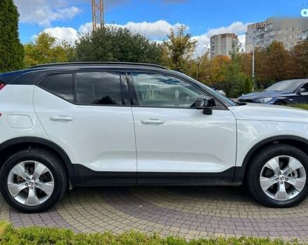 Вольво XC40, объемом двигателя 2 л и пробегом 126 тыс. км за 20900 $, фото 7 на Automoto.ua