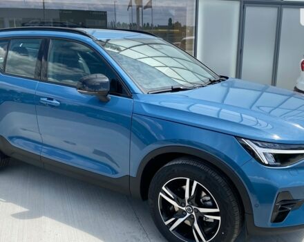 Вольво XC40, объемом двигателя 1.97 л и пробегом 0 тыс. км за 51615 $, фото 2 на Automoto.ua