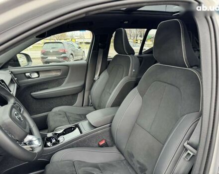 Вольво XC40, объемом двигателя 0 л и пробегом 31 тыс. км за 32500 $, фото 15 на Automoto.ua