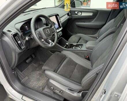 Вольво XC40, объемом двигателя 1.97 л и пробегом 30 тыс. км за 34900 $, фото 30 на Automoto.ua