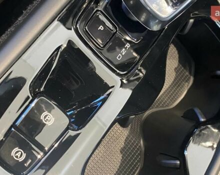 купить новое авто Вольво XC40 2024 года от официального дилера ТзОВ «Імпері Моторз» Вольво фото