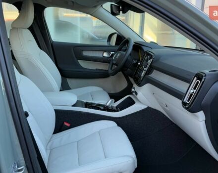 купить новое авто Вольво XC40 2024 года от официального дилера Автоцентр Поділля Вольво фото