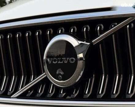 Вольво XC40 2024 в Луцке на Automoto.ua Вольво XC40, объемом двигателя 2 л и пробегом 3 тыс. км за 37899 $, фото 16 на Automoto.ua