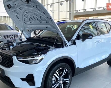 купить новое авто Вольво XC40 2024 года от официального дилера Автоцентр AUTO.RIA Вольво фото