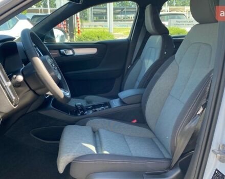 купить новое авто Вольво XC40 2024 года от официального дилера Автоцентр Поділля Вольво фото