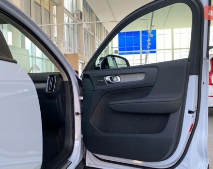купить новое авто Вольво XC40 2024 года от официального дилера Автоцентр AUTO.RIA Вольво фото