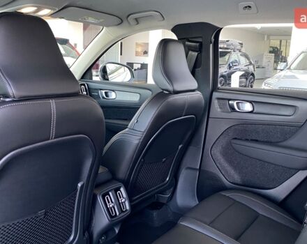 купить новое авто Вольво XC40 2024 года от официального дилера Автоцентр AUTO.RIA Вольво фото