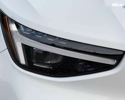 Вольво XC40 2024 в Луцке на Automoto.ua Вольво XC40, объемом двигателя 2 л и пробегом 3 тыс. км за 37899 $, фото 12 на Automoto.ua
