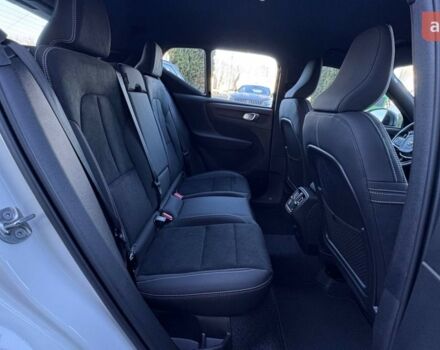 купить новое авто Вольво XC40 2025 года от официального дилера Автоцентр Поділля Вольво фото