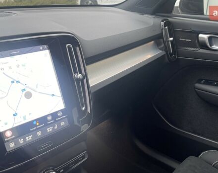 Вольво XC40, объемом двигателя 1.97 л и пробегом 0 тыс. км за 43747 $, фото 17 на Automoto.ua