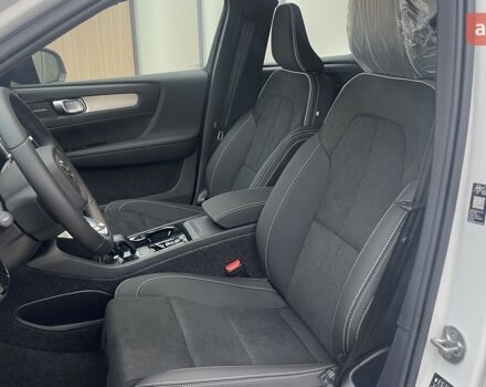 Вольво XC40, объемом двигателя 1.97 л и пробегом 0 тыс. км за 43747 $, фото 9 на Automoto.ua