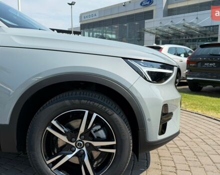 купить новое авто Вольво XC40 2025 года от официального дилера Changan НІКО Мегаполіс Вольво фото