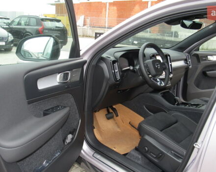 купить новое авто Вольво XC40 2025 года от официального дилера Автоцентр AUTO.RIA Вольво фото