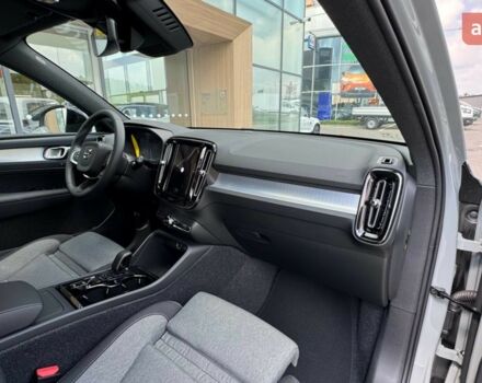 купить новое авто Вольво XC40 2025 года от официального дилера Автоцентр Поділля Вольво фото