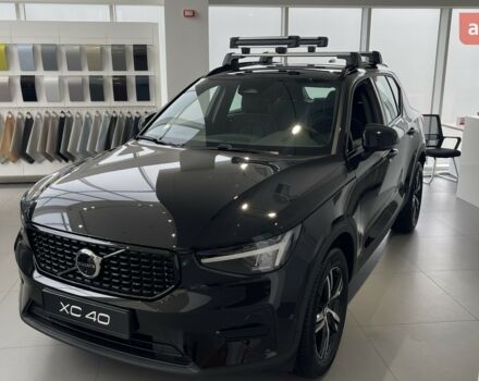 Вольво XC40, объемом двигателя 1.97 л и пробегом 0 тыс. км за 49051 $, фото 2 на Automoto.ua