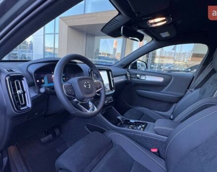 купить новое авто Вольво XC40 2025 года от официального дилера Автоцентр Поділля Вольво фото