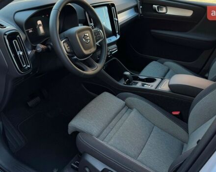 Вольво XC40 2025 у Дніпро (Дніпропетровську) на Automoto.ua Вольво XC40, об'ємом двигуна 1.97 л та пробігом 0 тис. км за 43650 $, фото 15 на Automoto.ua
