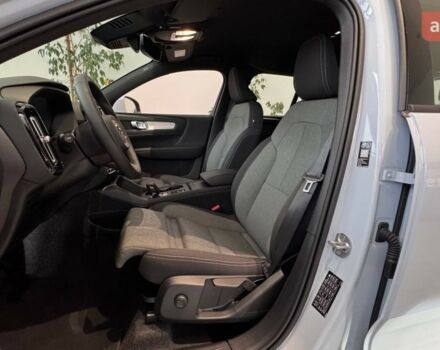 купити нове авто Вольво XC40 2025 року від офіційного дилера Автоцентр Поділля Вольво фото