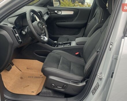 Вольво XC40, объемом двигателя 1.97 л и пробегом 0 тыс. км за 46763 $, фото 13 на Automoto.ua