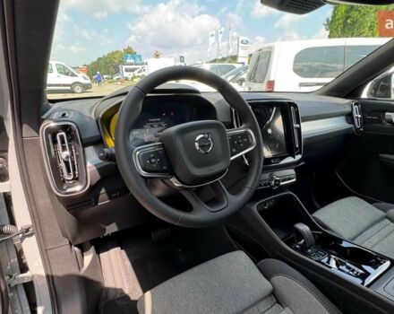купить новое авто Вольво XC40 2025 года от официального дилера Автоцентр Поділля Вольво фото