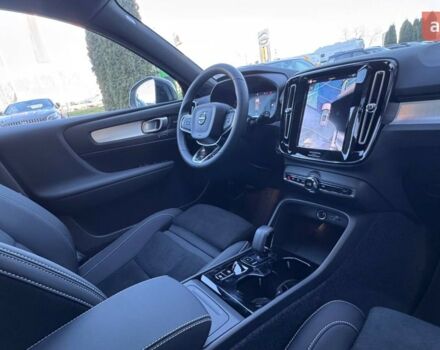 купить новое авто Вольво XC40 2025 года от официального дилера Автоцентр Поділля Вольво фото