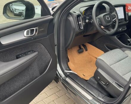 Вольво XC40, объемом двигателя 1.97 л и пробегом 0 тыс. км за 49059 $, фото 13 на Automoto.ua