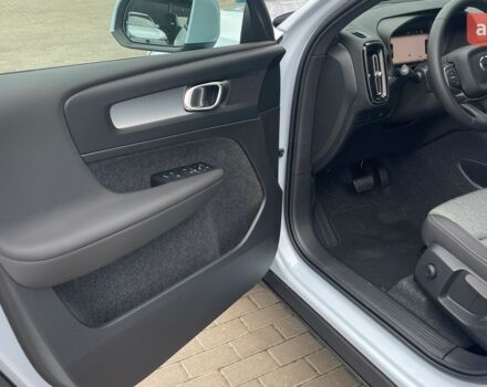Вольво XC40, объемом двигателя 1.97 л и пробегом 0 тыс. км за 45014 $, фото 15 на Automoto.ua