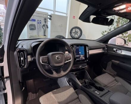 купити нове авто Вольво XC40 2025 року від офіційного дилера Автоцентр Поділля Вольво фото