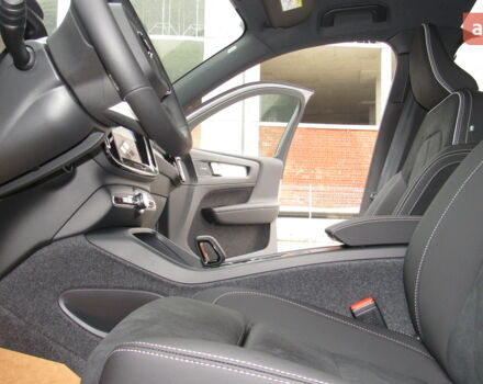 купить новое авто Вольво XC40 2025 года от официального дилера Автоцентр AUTO.RIA Вольво фото