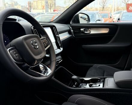 купить новое авто Вольво XC40 2025 года от официального дилера Changan НІКО Мегаполіс Вольво фото