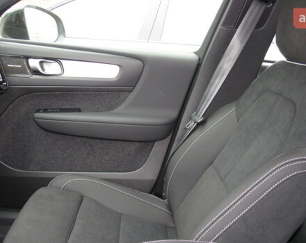 купить новое авто Вольво XC40 2025 года от официального дилера Автоцентр AUTO.RIA Вольво фото