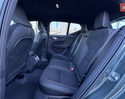 купить новое авто Вольво XC40 2025 года от официального дилера Автоцентр Поділля Вольво фото