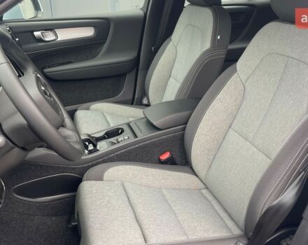 Вольво XC40, объемом двигателя 1.97 л и пробегом 0 тыс. км за 45014 $, фото 16 на Automoto.ua