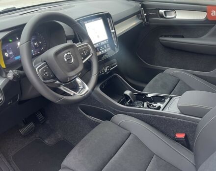 Вольво XC40, объемом двигателя 1.97 л и пробегом 0 тыс. км за 43747 $, фото 10 на Automoto.ua