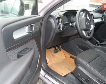 купить новое авто Вольво XC40 2025 года от официального дилера Автоцентр AUTO.RIA Вольво фото