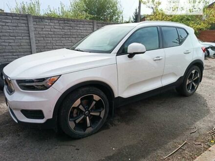 Вольво XC40, об'ємом двигуна 1.97 л та пробігом 52 тис. км за 24500 $, фото 1 на Automoto.ua