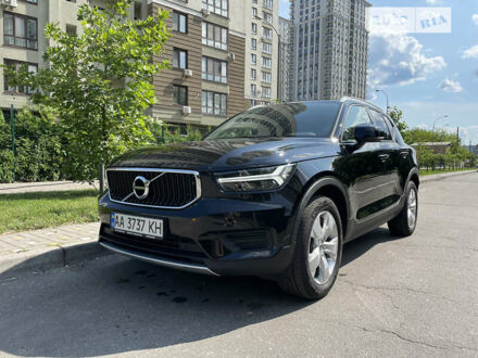 Вольво XC40, объемом двигателя 1.48 л и пробегом 32 тыс. км за 33000 $, фото 1 на Automoto.ua