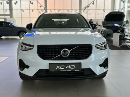 Вольво XC40, объемом двигателя 1.97 л и пробегом 0 тыс. км за 45953 $, фото 1 на Automoto.ua