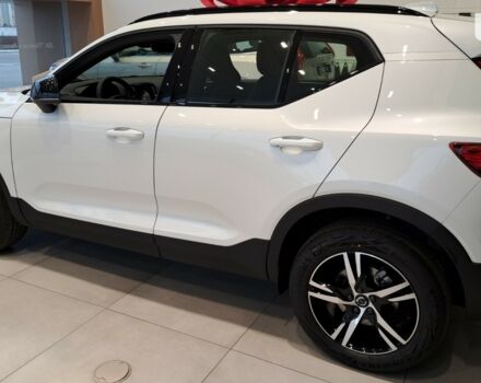 купить новое авто Вольво XC40 2024 года от официального дилера ТОВ ДК «Полтава-Автосвіт» Volvo Вольво фото