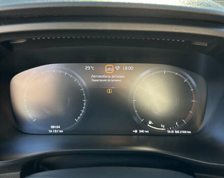 Серый Вольво XC40, объемом двигателя 2 л и пробегом 89 тыс. км за 27500 $, фото 15 на Automoto.ua