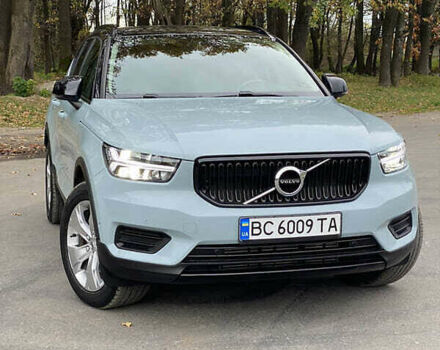Сірий Вольво XC40, об'ємом двигуна 1.97 л та пробігом 38 тис. км за 23000 $, фото 54 на Automoto.ua