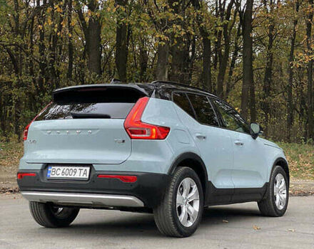 Сірий Вольво XC40, об'ємом двигуна 1.97 л та пробігом 38 тис. км за 23000 $, фото 12 на Automoto.ua