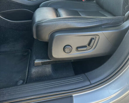 Серый Вольво XC40, объемом двигателя 2 л и пробегом 89 тыс. км за 27500 $, фото 10 на Automoto.ua