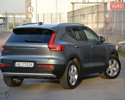 Сірий Вольво XC40, об'ємом двигуна 1.97 л та пробігом 101 тис. км за 24100 $, фото 17 на Automoto.ua