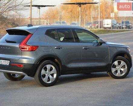 Сірий Вольво XC40, об'ємом двигуна 1.97 л та пробігом 101 тис. км за 24100 $, фото 19 на Automoto.ua