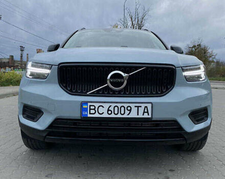 Сірий Вольво XC40, об'ємом двигуна 1.97 л та пробігом 38 тис. км за 23000 $, фото 11 на Automoto.ua