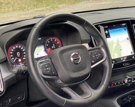Сірий Вольво XC40, об'ємом двигуна 1.97 л та пробігом 38 тис. км за 23000 $, фото 18 на Automoto.ua